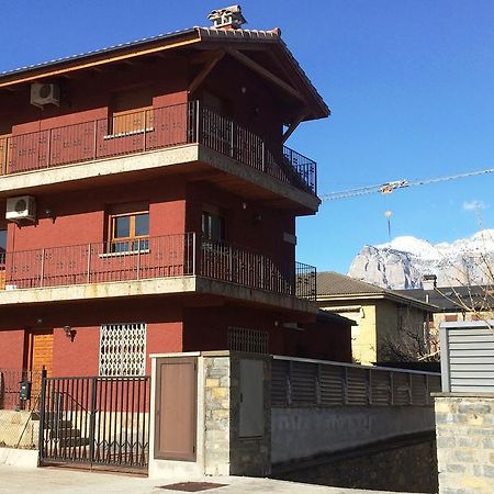 Apartamento Avenida Ainsa Exterior photo